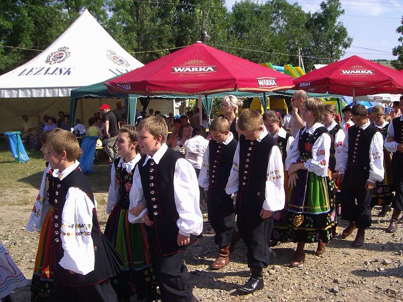 spot folk 07.jpg